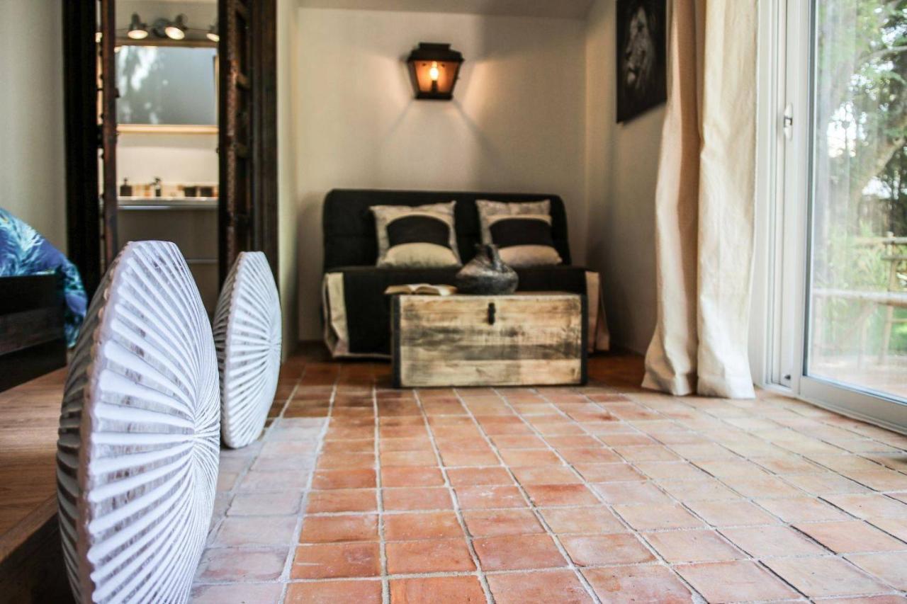 Le Mas De La Calade Bed & Breakfast Aix-en-Provence Exterior photo