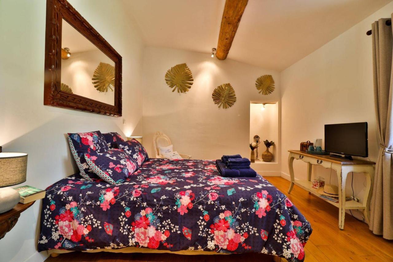 Le Mas De La Calade Bed & Breakfast Aix-en-Provence Exterior photo