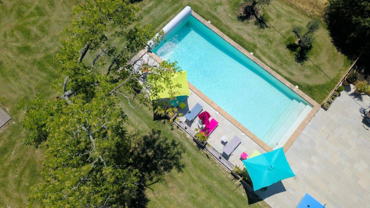 Le Mas De La Calade Bed & Breakfast Aix-en-Provence Exterior photo